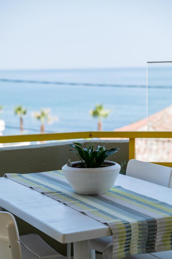 Eftihia Apartments By The Sea Retimno Zewnętrze zdjęcie