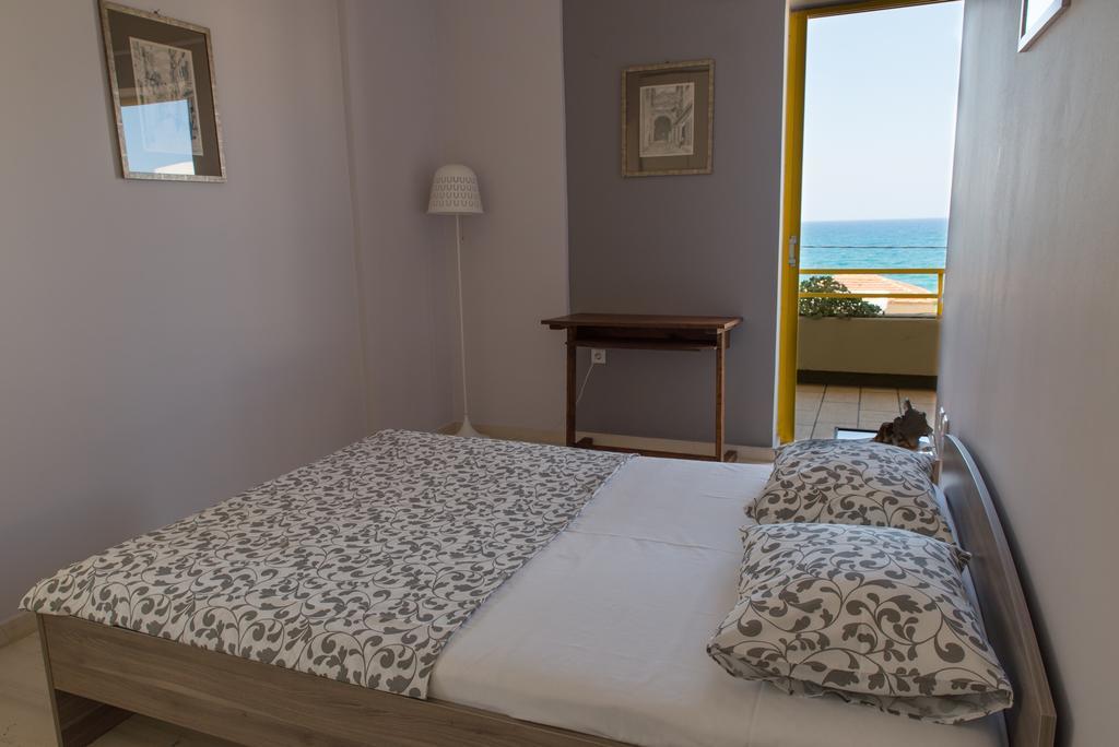 Eftihia Apartments By The Sea Retimno Zewnętrze zdjęcie